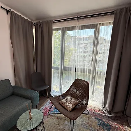 Azur Retreat Design Апартаменти *