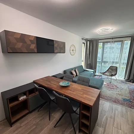 Апартаменти Azur Retreat Design